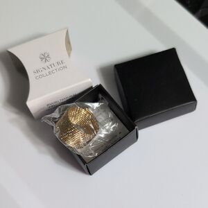 Avon Gold-Tone Mesh Ring